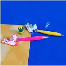 Ручка шариковая с большим топпером "Лама и кактус" синяя лама ассорти прорезиненный корпус