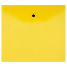 Папка-конверт на кнопке СТАММ А5+, 120мкм, пластик, прозрачная, желтая