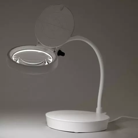 Лупа настольная с LED ПОДСВЕТКОЙ диаметр 110 мм. увеличение 3 корпус белый Brauberg