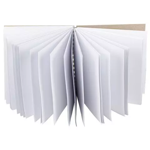 Скетчбук белая бумага 190г./м2 195х195 мм. 60 л. гребень твердая обложка Brauberg Art Classic