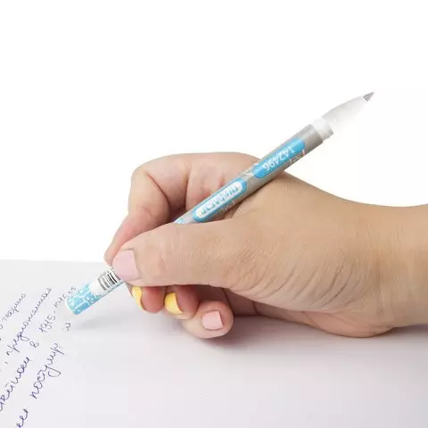 Ручка стираемая гелевая Пифагор синяя корпус двухцветный узел 05 мм.