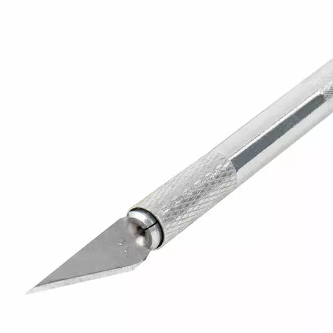 Нож макетный (скальпель) Staff 6 лезвий в комплекте металлический корпус блистер
